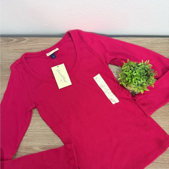 NEW-Universal Thread Deep Red Long Sleeve Top - Picture 2 of 2